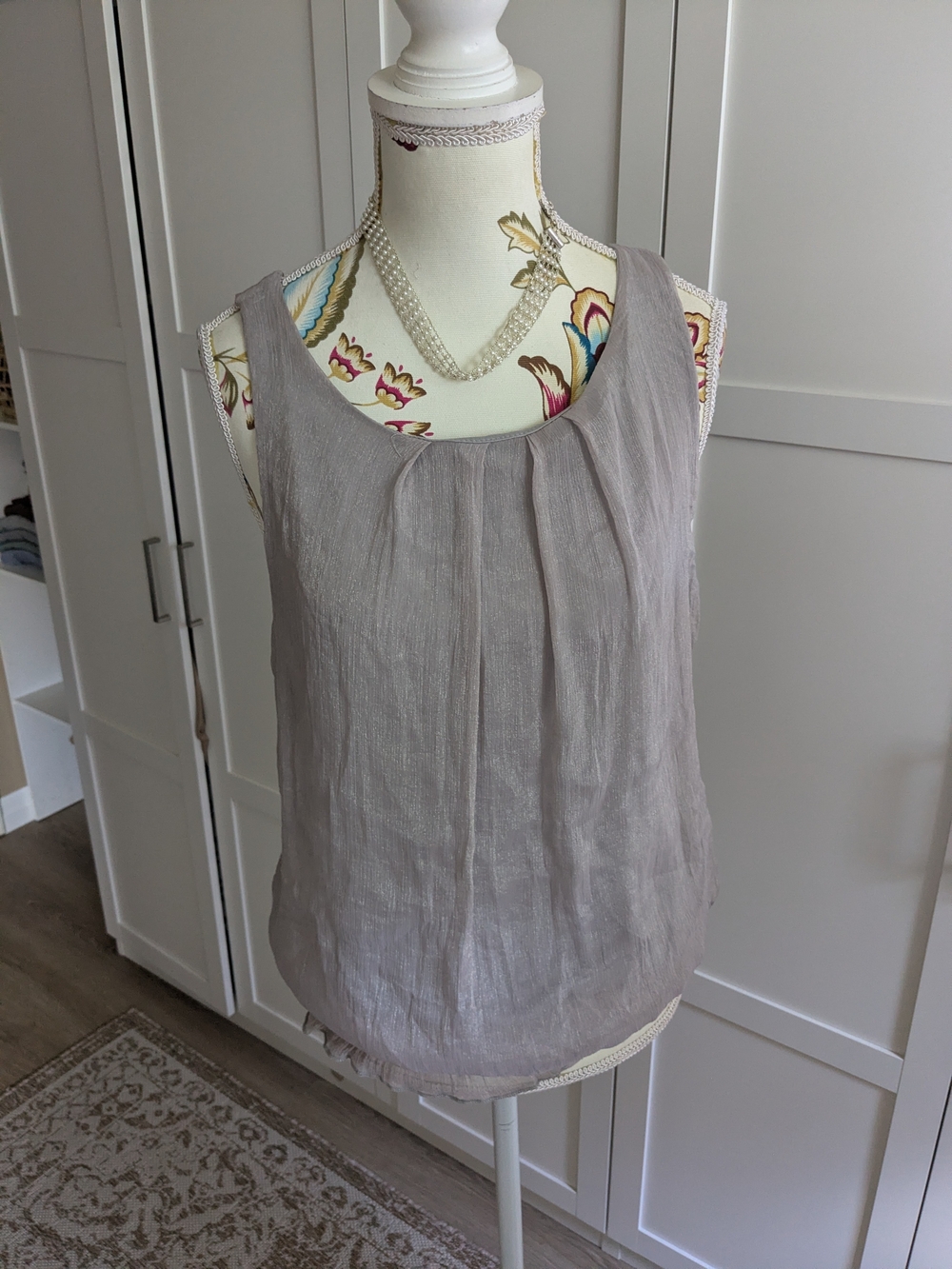 Charlotte Russe Taupe Pleated Scoop Neck Sleeveless Tank